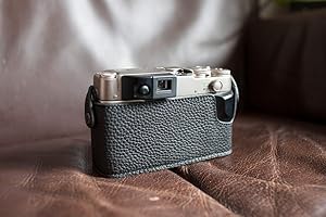 CONTAX S2用　レザージャケット　牛革　カメラケース　Funper Amazon.co.jp: 手作り本革ハーフケース用S2 Contax S2 カメラ